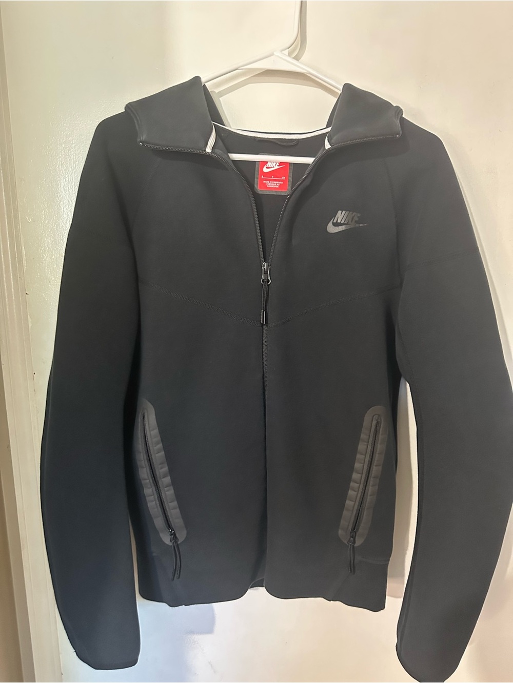 Nike Black Full-Zip Performance Hoodie Jacket